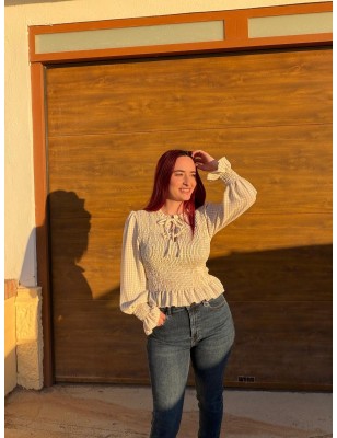 Camisa fruncida de cuadros con volantes · Almería